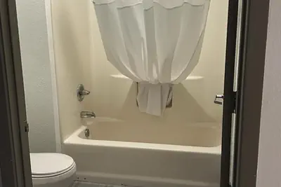 Photo 2 - Quality Inn & Suites Decatur Priceville I-65
