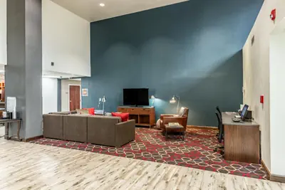 Photo 4 - Four Points by Sheraton Greensboro Airport