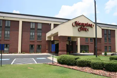 Photo 2 - Hampton Inn - Greenville