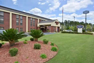 Photo 4 - Hampton Inn - Greenville