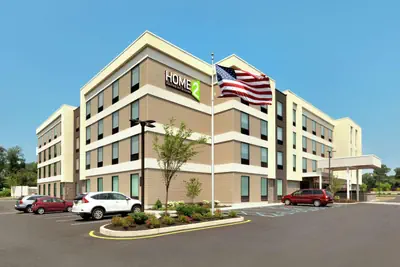 Photo 5 - Home2 Suites by Hilton New Brunswick, NJ