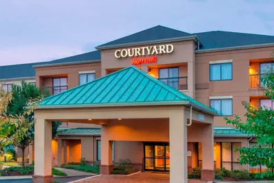 Photo 2 - Courtyard by Marriott Montgomery Prattville