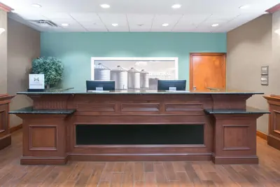 Photo 3 - Hampton Inn Siloam Springs