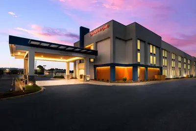 Photo 3 - Hampton Inn Gadsden