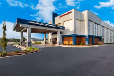 Photo 4 - Hampton Inn Gadsden