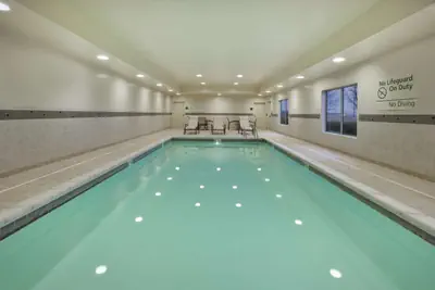 Photo 5 - Hampton Inn & Suites Wichita-Northeast