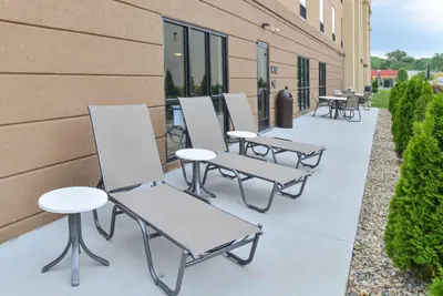 Photo 4 - Hampton Inn Iowa City/University Area