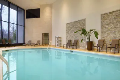 Photo 3 - DoubleTree by Hilton Hotel & Executive Meeting Center Somerset