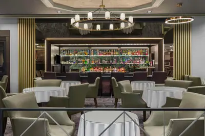 Photo 4 - DoubleTree by Hilton Fort Lee/George Washington Bridge