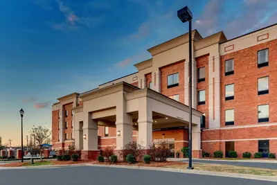Photo 3 - Hampton Inn & Suites - Hartsville, SC