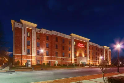 Photo 4 - Hampton Inn & Suites - Hartsville, SC
