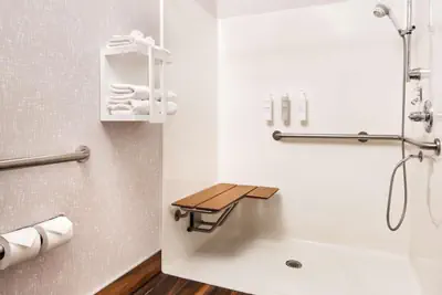 Photo 2 - Hampton Inn Longmont