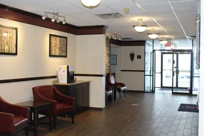 Photo 4 - Red Roof Inn Gurnee - Waukegan