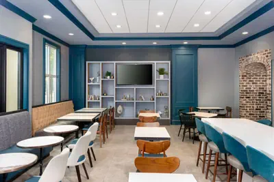 Photo 2 - Hampton Inn Savannah Historic District