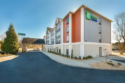 Photo 4 - Holiday Inn Express Atlanta West - Theme Park Area by IHG