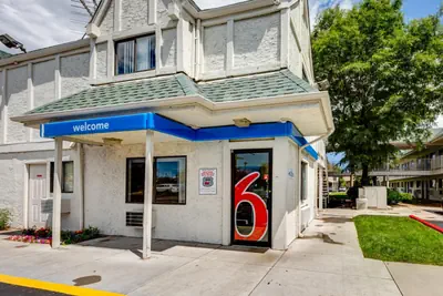 Photo 5 - Motel 6-Wheat Ridge, CO - West - Denver North