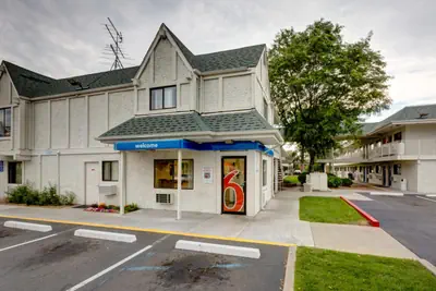 Photo 4 - Motel 6-Wheat Ridge, CO - West - Denver North
