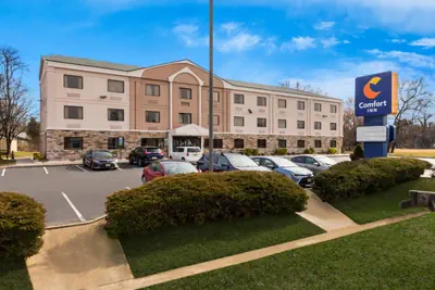 Photo 2 - Comfort Inn Bordentown near NJ Turnpike