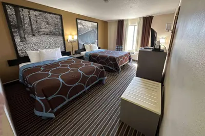 Photo 2 - Super 8 by Wyndham Columbia Clark Lane