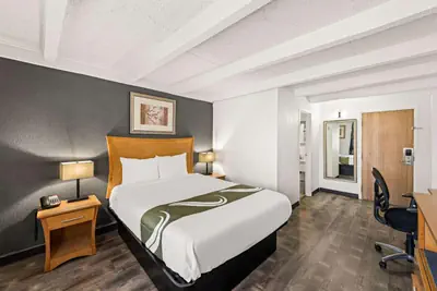 Photo 5 - Quality Inn & Suites Council Bluffs - Omaha East