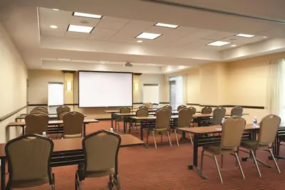 Photo 4 - Hyatt Place Denver-South/Park Meadows