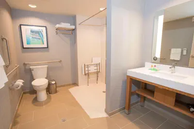 Photo 4 - Hyatt Place Cincinnati/Sharonville Convention Center
