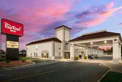 Photo 4 - Red Roof Inn Washington, NC