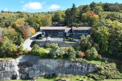 Photo 2 - Cliff Dwellers Inn