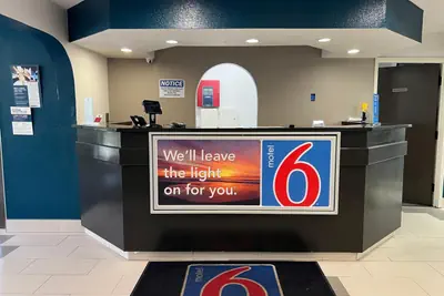 Photo 2 - Motel 6-Simpsonville, SC - Greenville