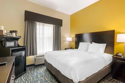 Photo 3 - Best Western Plus Brunswick Inn & Suites