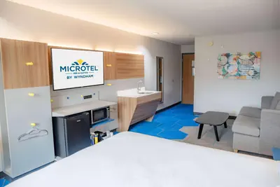 Photo 3 - Microtel Inn & Suites by Wyndham Kingsland Naval Base I-95