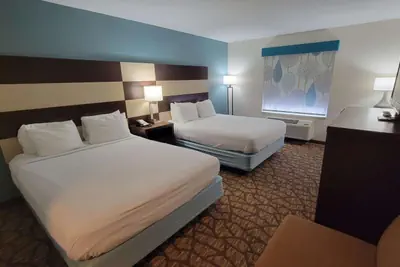 Photo 4 - Best Western Joliet Inn & Suites