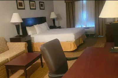 Photo 4 - The Arc Hotel