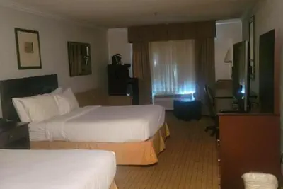 Photo 2 - The Arc Hotel