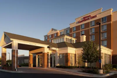 Photo 3 - Hilton Garden Inn Schaumburg