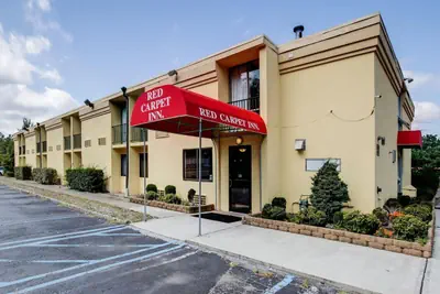 Photo 4 - Scottish Inn Whippany
