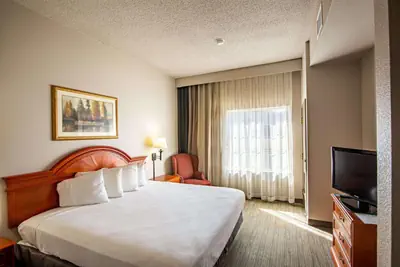 Photo 4 - Country Inn & Suites by Radisson, El Dorado, AR
