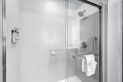 Photo 4 - Holiday Inn Express Hotel & Suites Salina by IHG