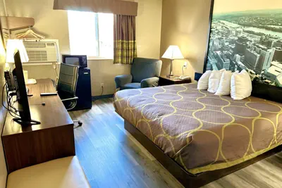 Photo 5 - Super 8 by Wyndham Latham - Albany Airport