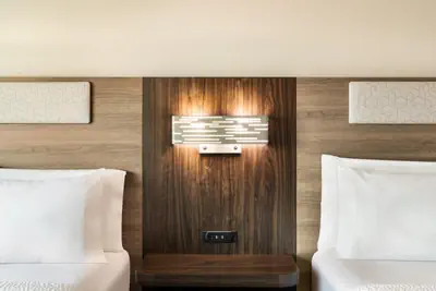 Photo 3 - Holiday Inn Express & Suites Mobile West I-10 by IHG