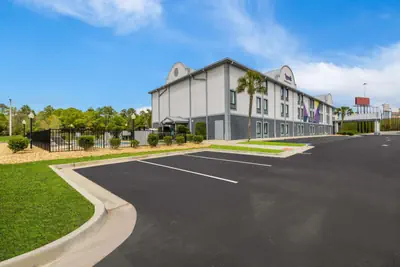 Photo 4 - Spark By Hilton Tifton
