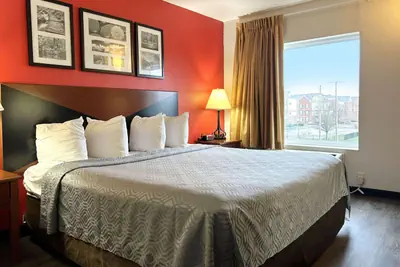 Photo 3 - AmericInn by Wyndham Urbana Champaign University Area