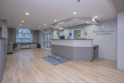 Photo 2 - Microtel Inn & Suites by Wyndham Albertville
