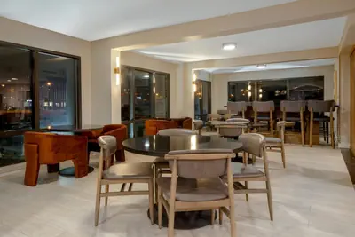Photo 5 - Best Western Plus Meadowlands