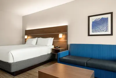 Photo 5 - Holiday Inn Express & Suites - West Des Moines - Jordan Creek by IHG