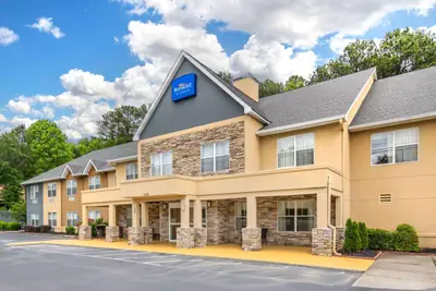 Photo 2 - Baymont by Wyndham Kennesaw