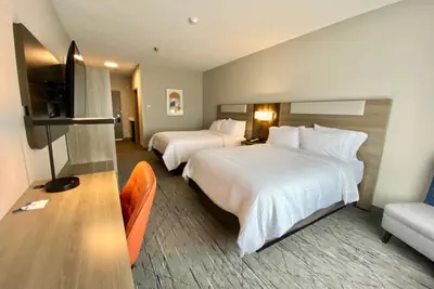 Photo 5 - Holiday Inn Express & Suites Elyria by IHG