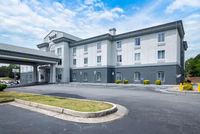 Photo 4 - Spark by Hilton Commerce, GA