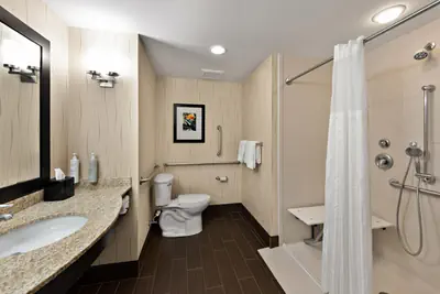 Photo 3 - Hilton Garden Inn Findlay