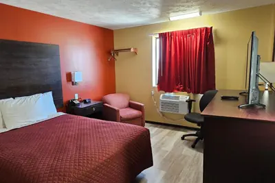 Photo 3 - Budgetel inn & Suites